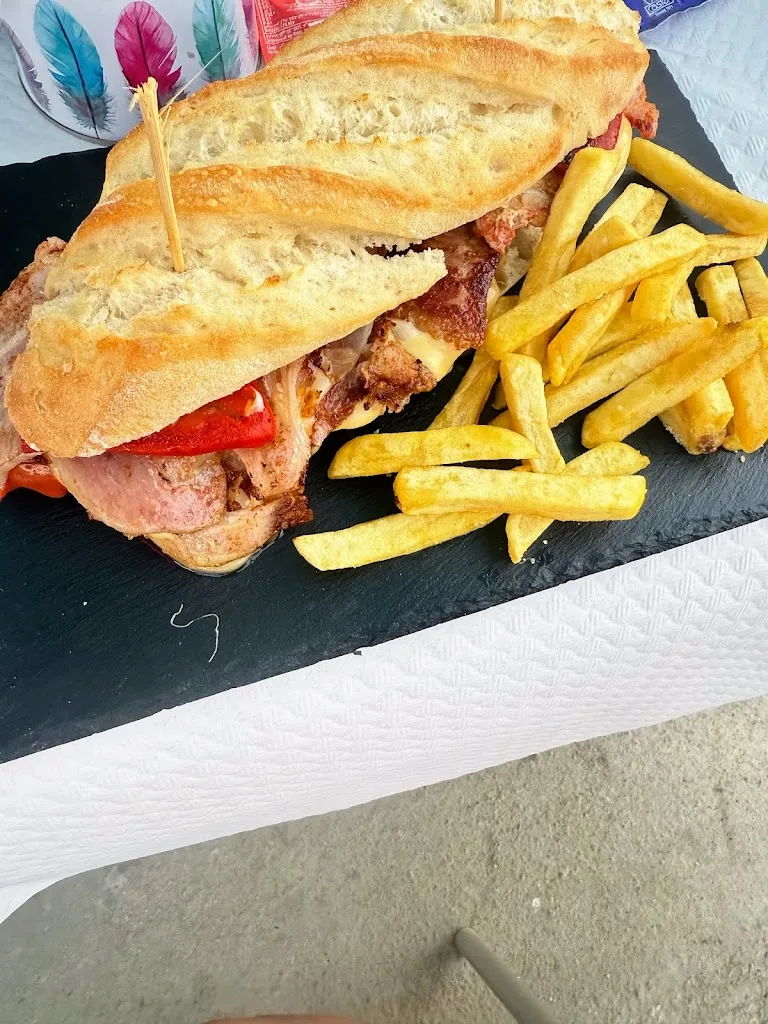 La Barra de los sueños restaurant in Calvarrasa de Arriba