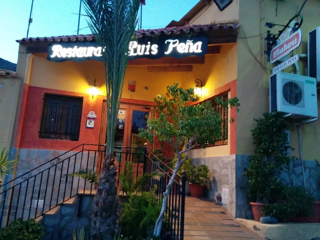 Café Bar Luis Peña_Alboloduy_slider_image_1