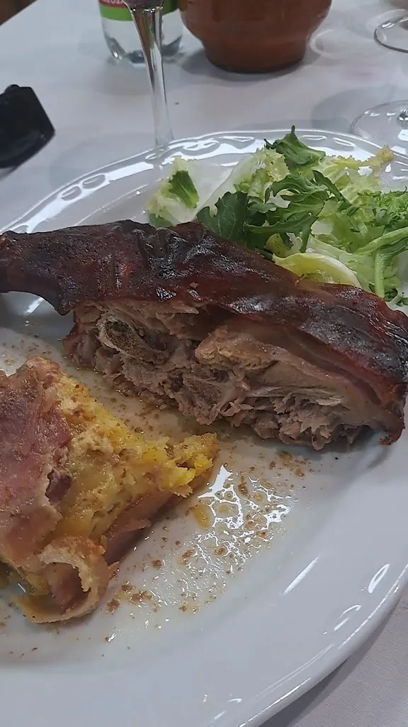 Mesón Viejo del Jamón_Cabezabellosa de la Calzada_slider_image_2