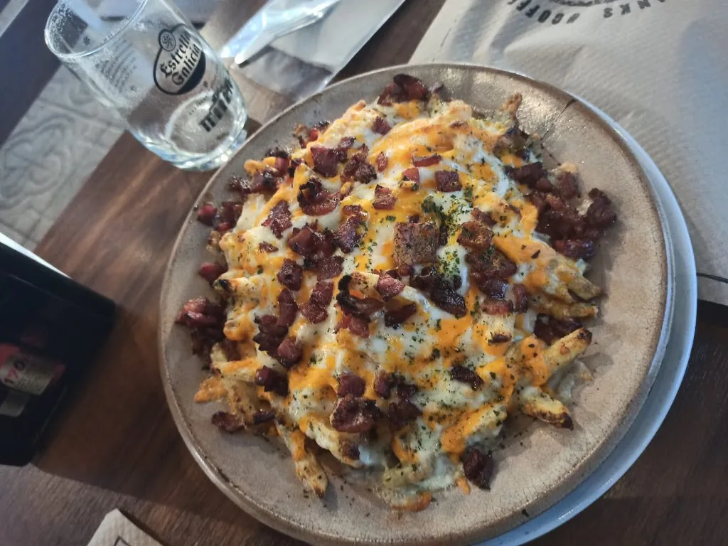 Menu_Charlie Comedy Burger Factory_Cabeza de Béjar La_image_6