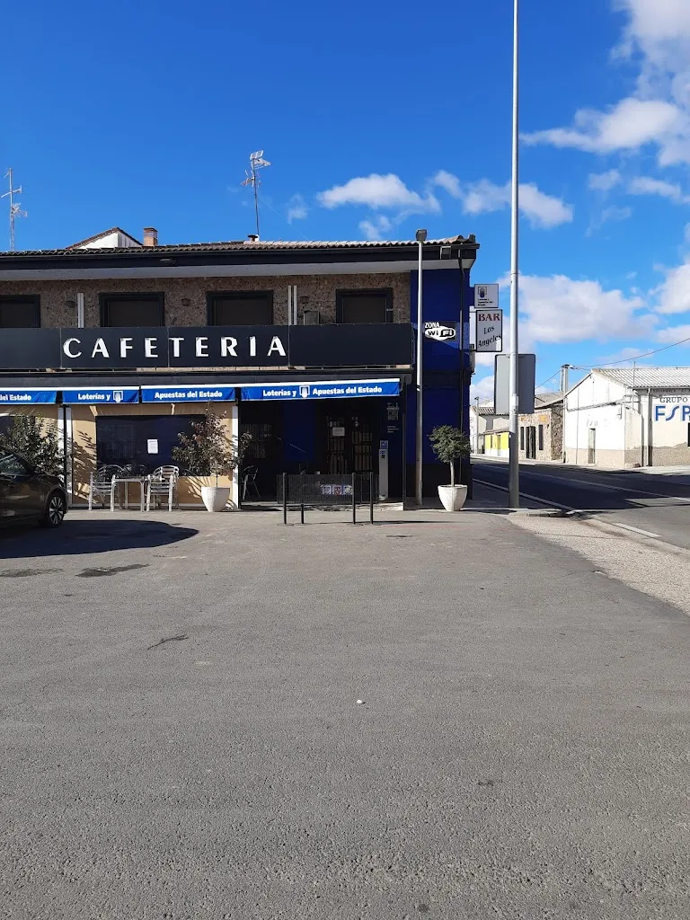 Bar los Ángeles_Calvarrasa de Abajo_slider_image_3