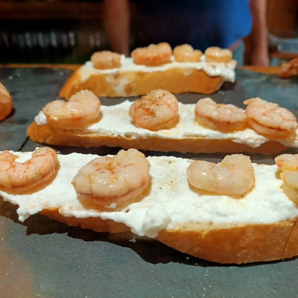 Bar restaurante La pista_Campillo de Azaba_slider_image_2