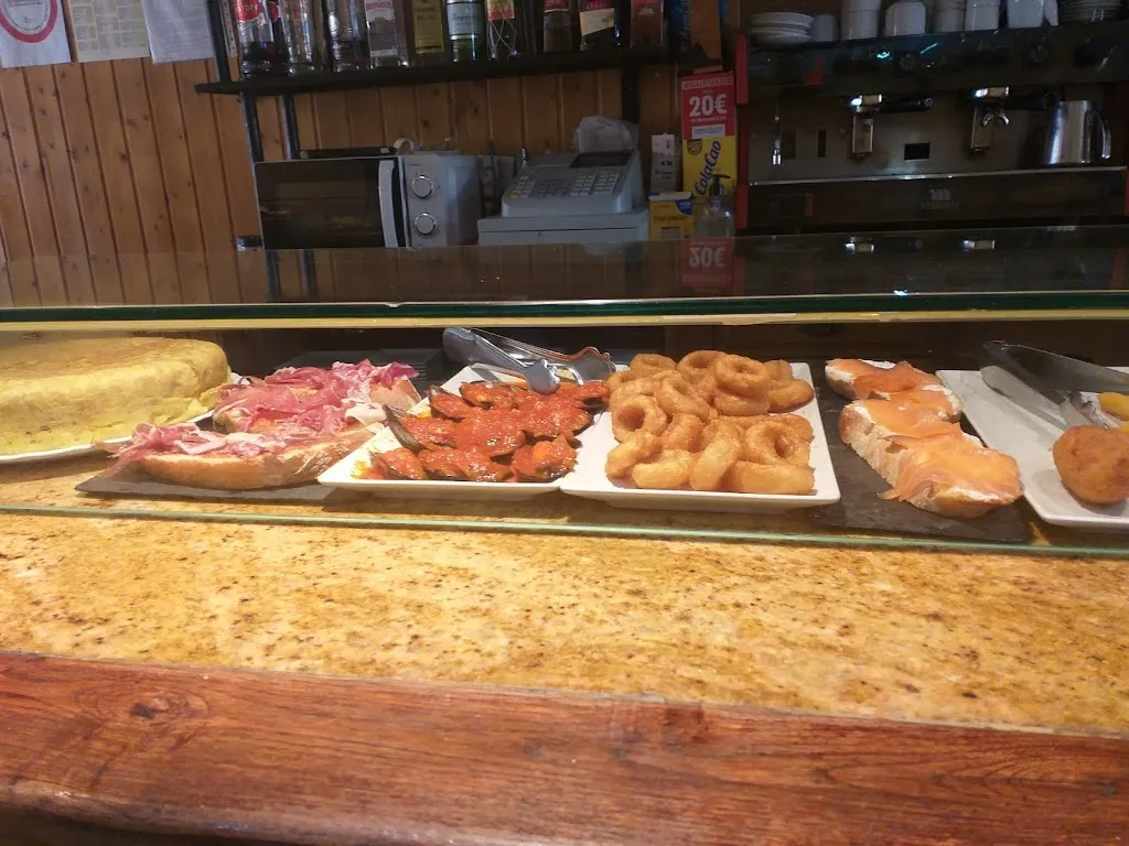 Bar restaurante La pista_Campillo de Azaba_slider_image_3