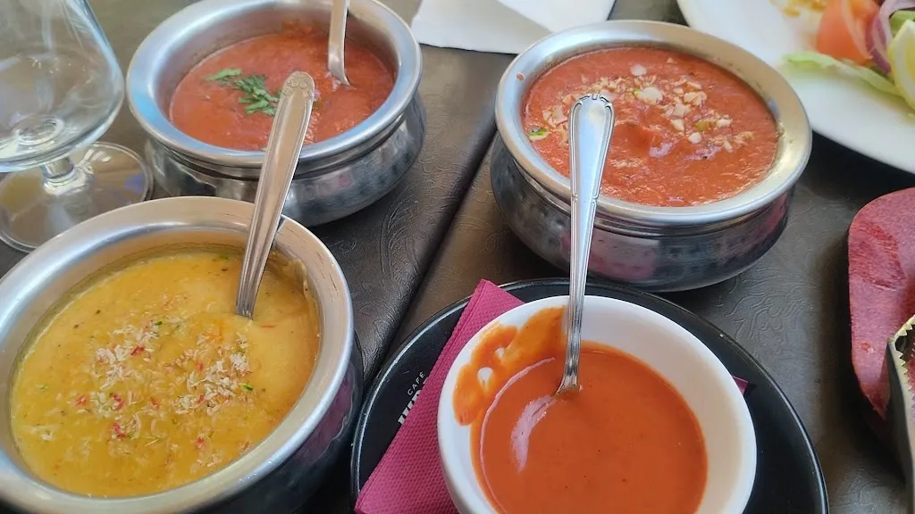 Flavour International restaurant_Torrevieja_slider_image_2