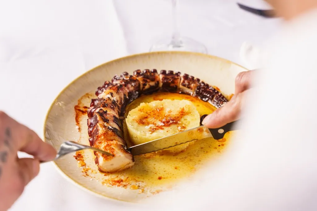 Uthopia Food & Chill_Carrascal de Barregas_slider_image_2