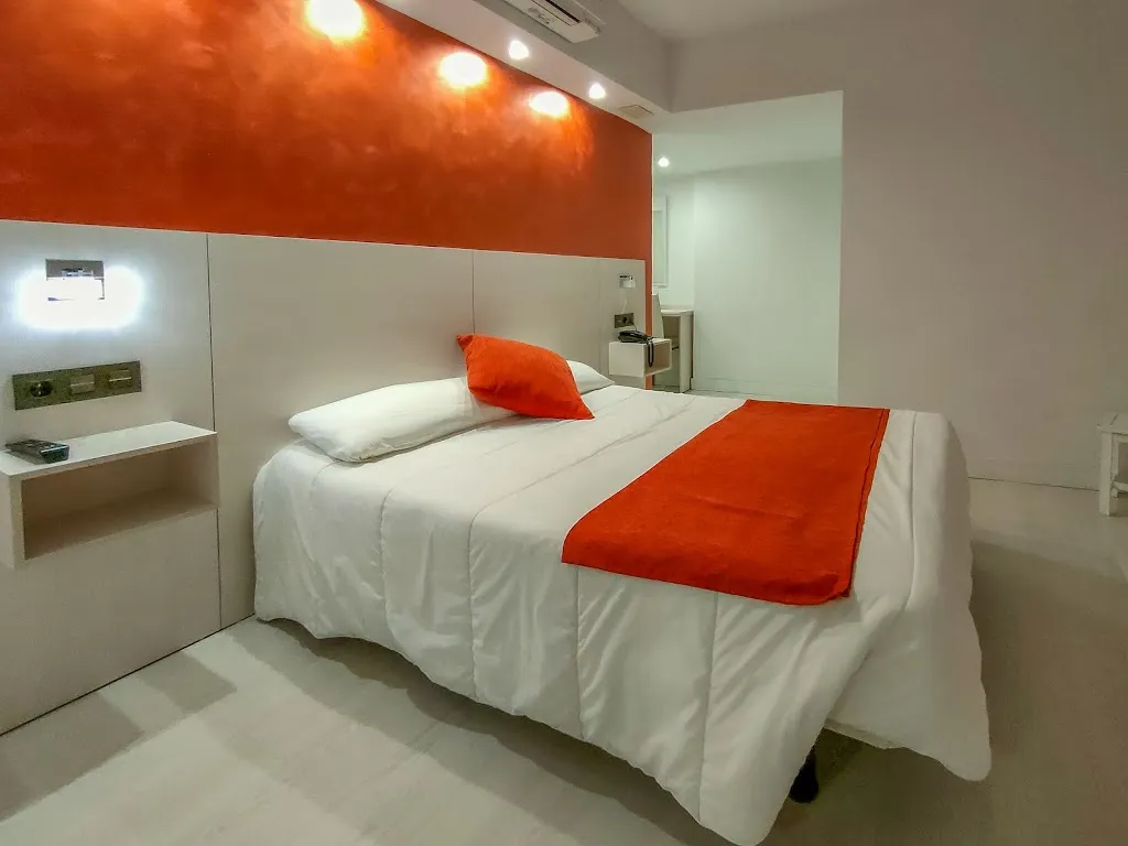 Hotel Emperatriz I_Castellanos de Villiquera_slider_image_3