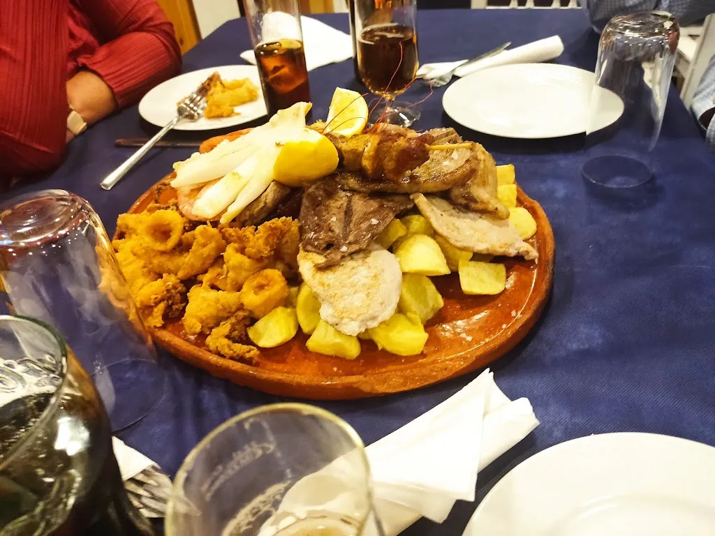 Manuel Sánchez_Mesón el Zurguén_Carbajosa de la Sagrada_review