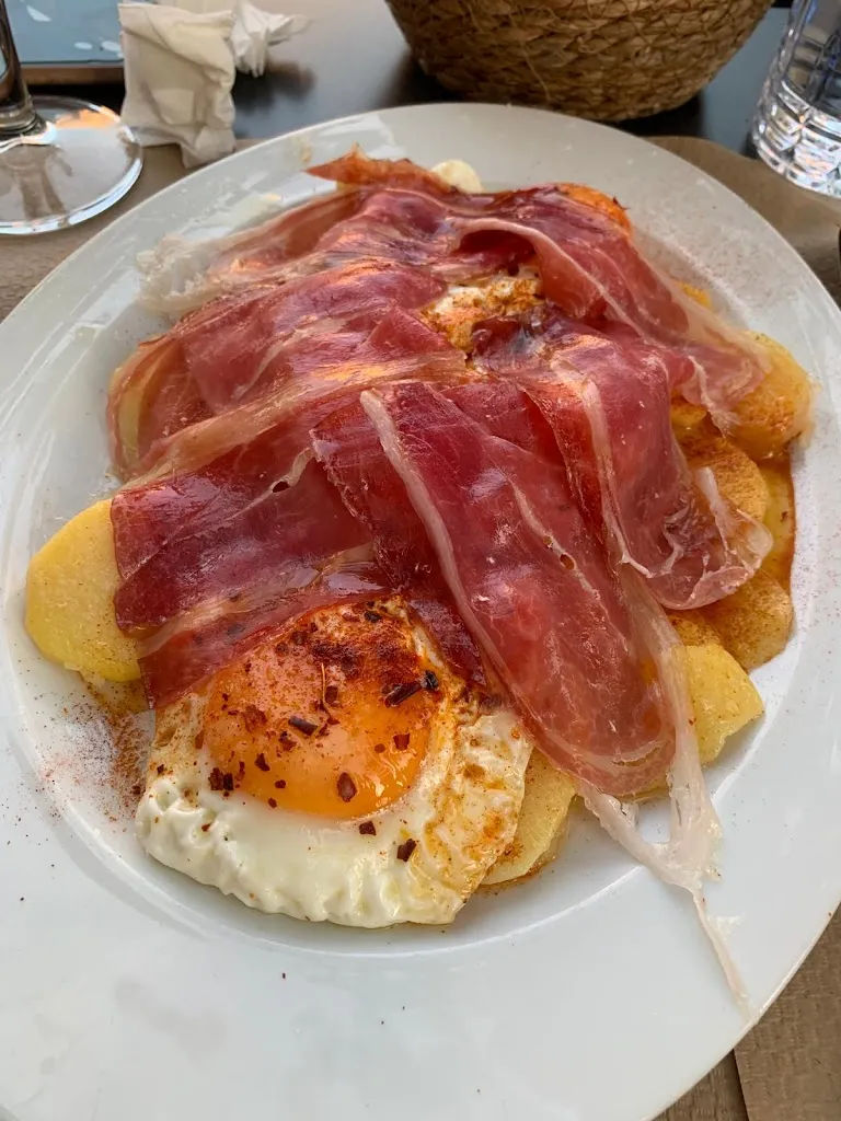 Paqui Profe_Restaurante El Ruedo_Candelario_Bewertung