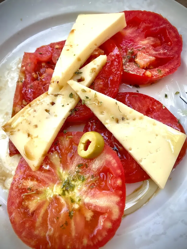 Arantza Aranzabal_Las Vegas_Candelario_review