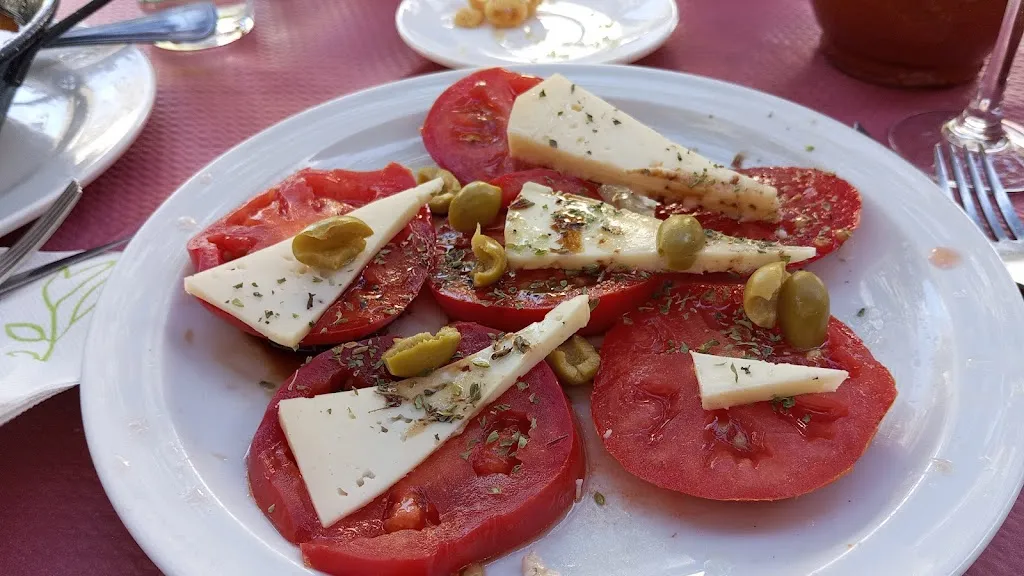 Las Vegas_Candelario_slider_image_2