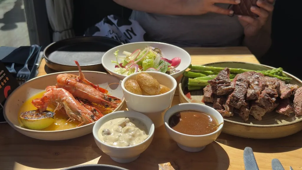 Toader Gabriel_Restaurante La Boca_Torrevieja_review