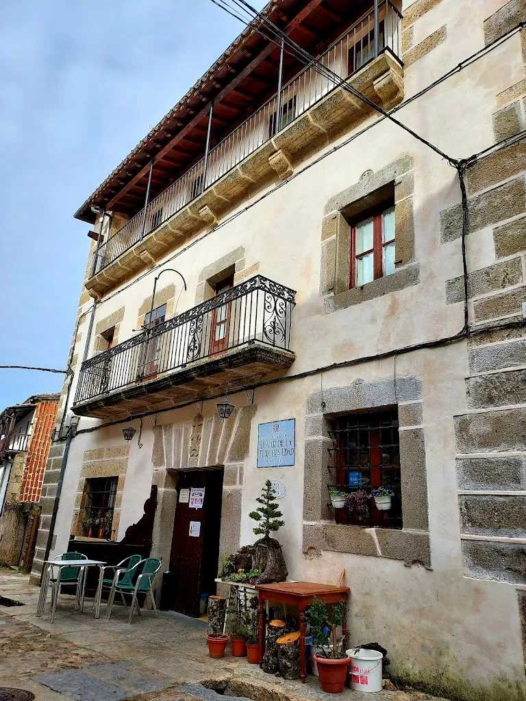 Café Bar el Hogar de Candelario_Candelario_slider_image_3