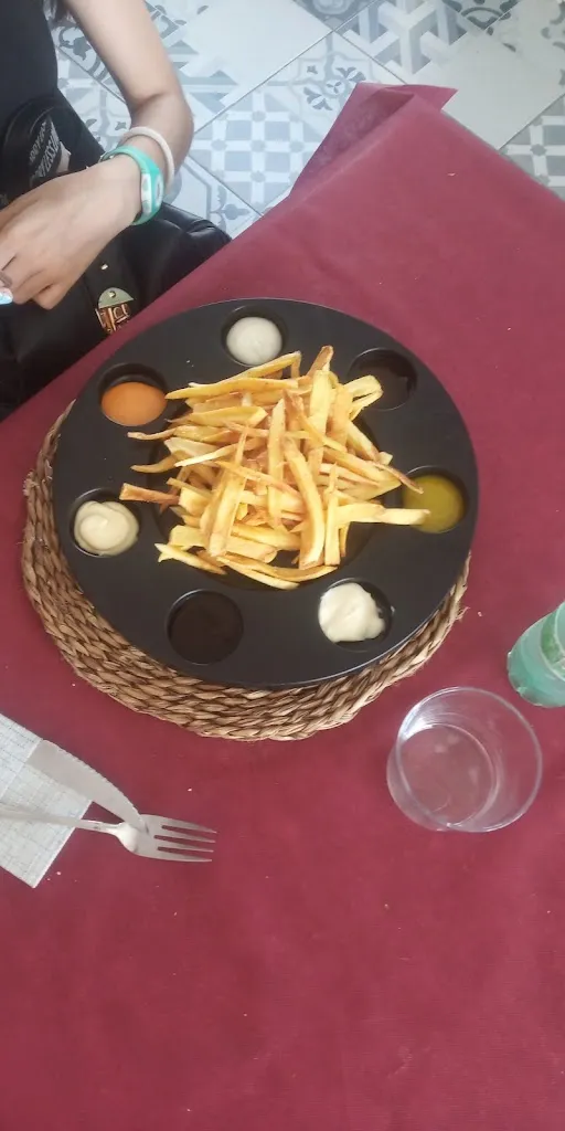 Menu_Bar Triana_Candelario_image_7