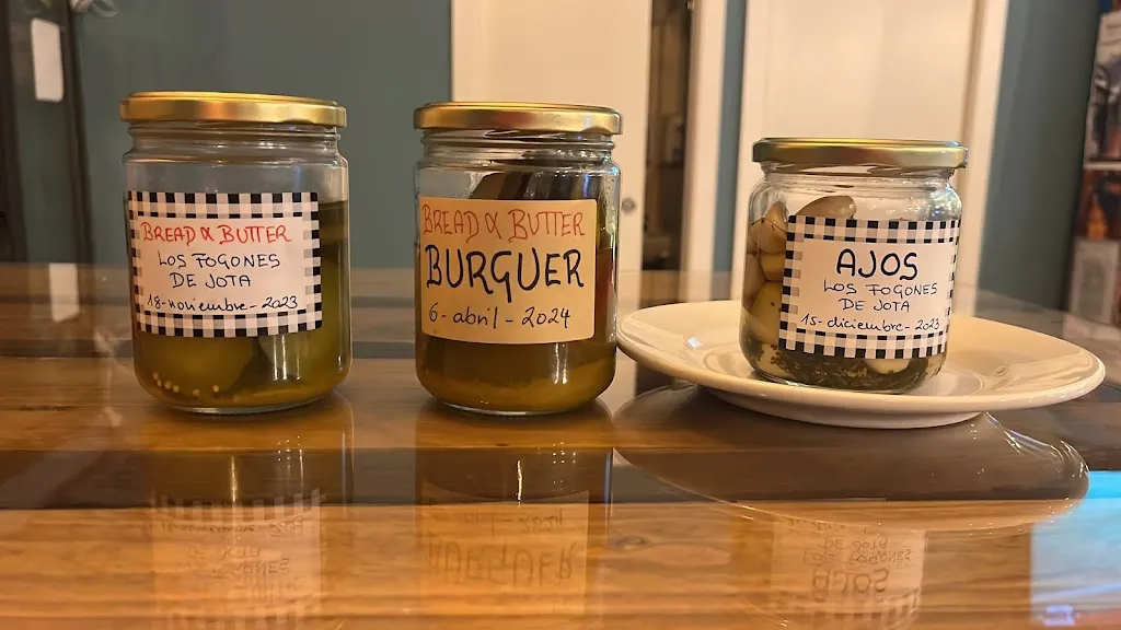 Javier Alippi_Bar Triana_Candelario_review