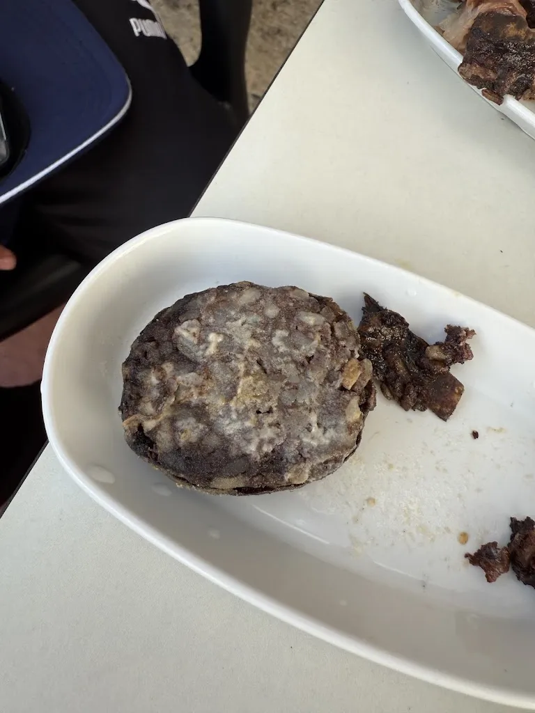 ÓSCAR.B_Bar Triana_Candelario_review