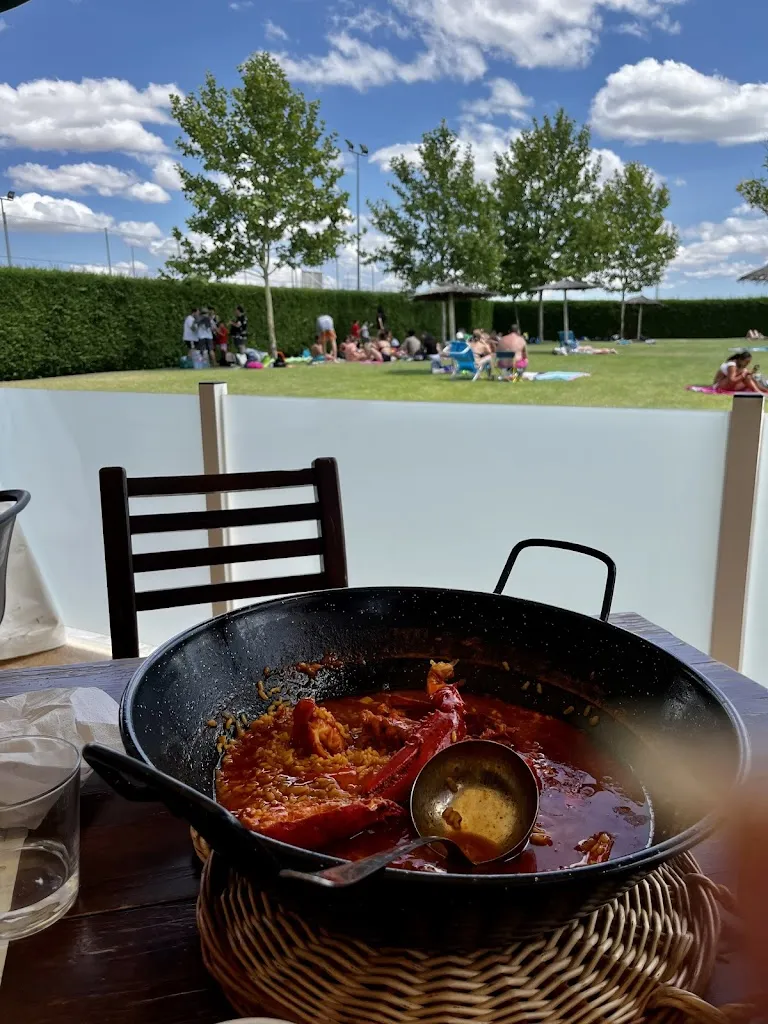 Menu_Piscinas Municipales de Castellanos de Moriscos_Castellanos de Moriscos_image_3