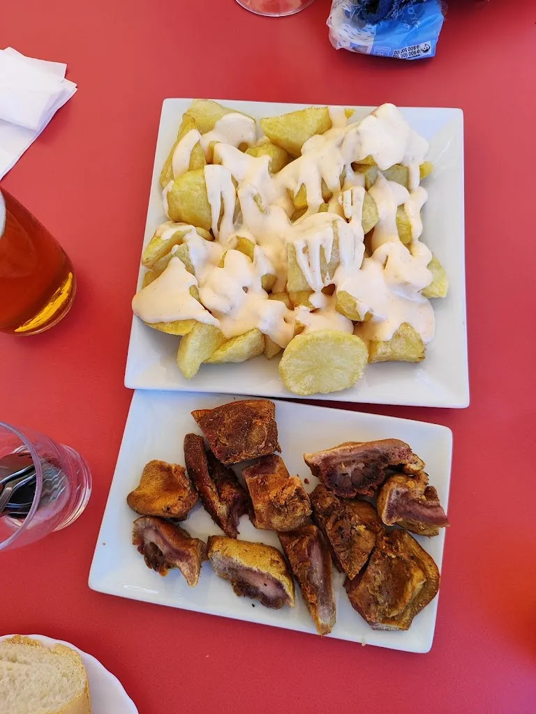 Javier Anton_Bar IMMA cafe Lounge_Castellanos de Moriscos_review