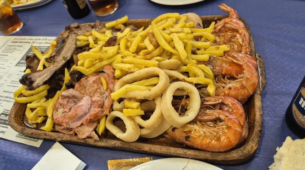 Oscar Martin_Bar Las Piscinas_Castellanos de Moriscos_review