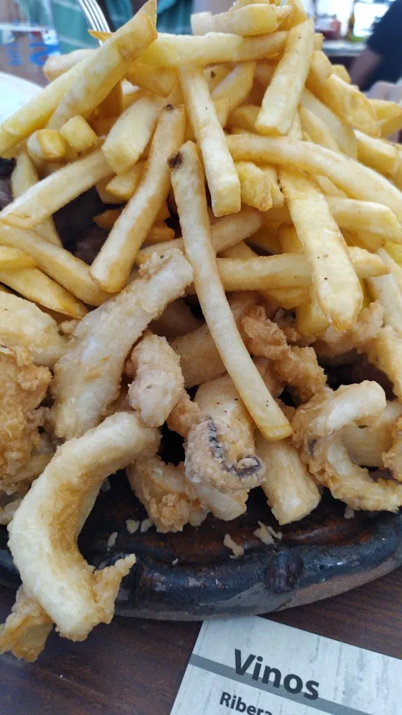 Paco Calvo_Bar Las Piscinas_Castellanos de Moriscos_review