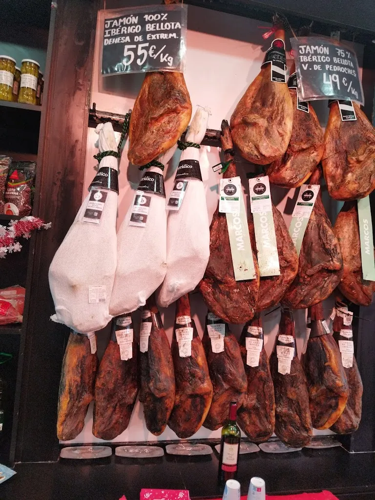 Café Bar Moreno y Cepeda_Cepeda_slider_image_2