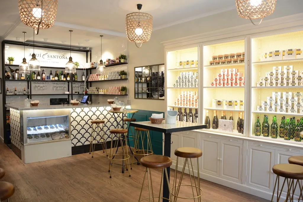 Aquí Santoña - Tienda y Tapas restaurant in Cepeda