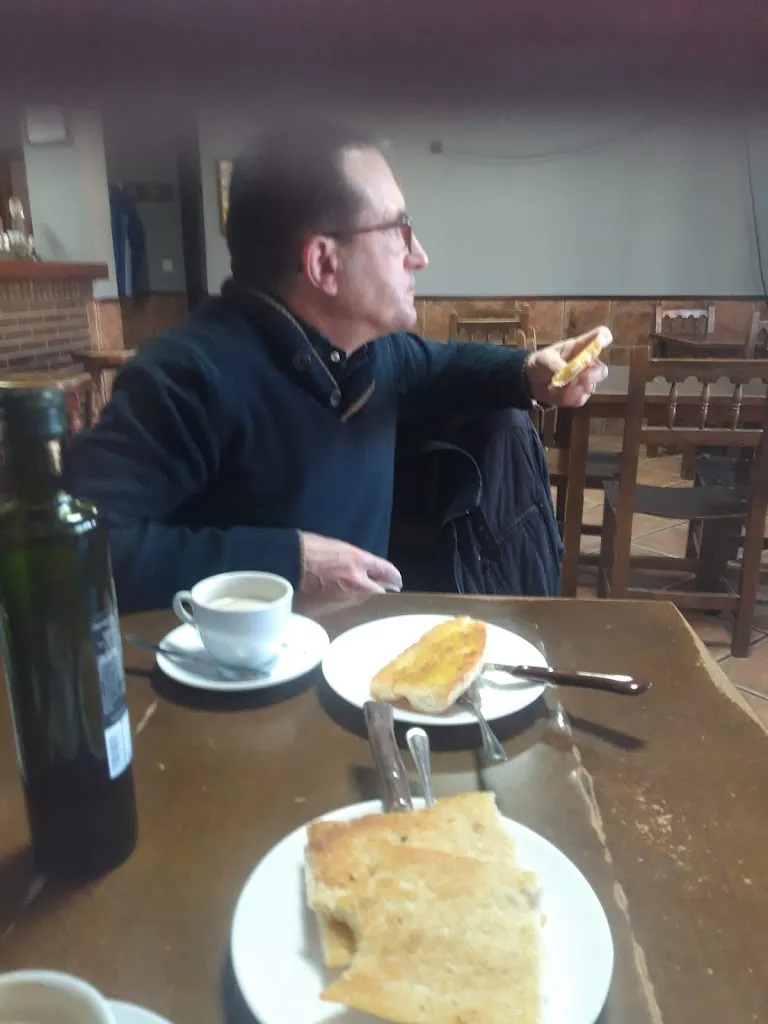 cristina sanchez garcia_Altozano Bar_Cespedosa de Tormes_review