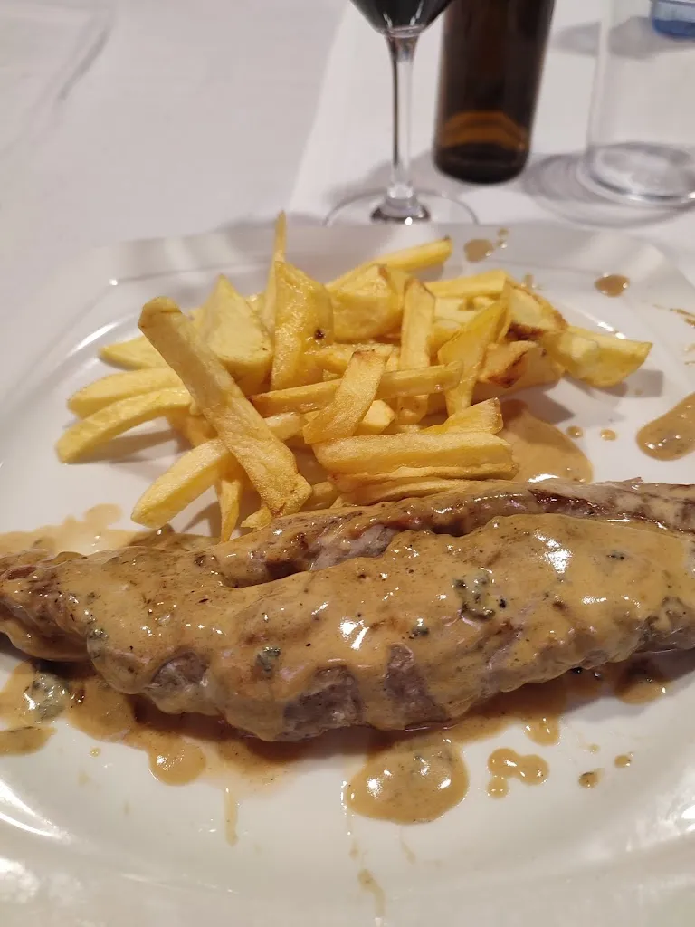 Alba Fluixa Aparisi_La Encina_Campo de Peñaranda El_review