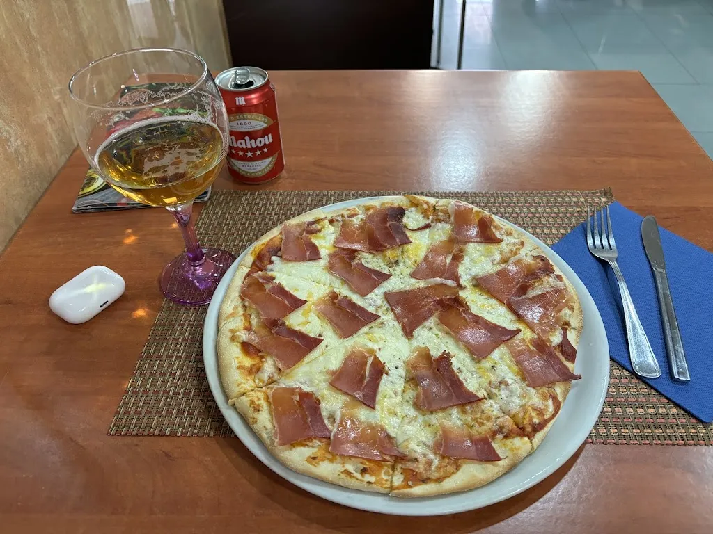 Pizzería Castilla_Campo de Peñaranda El_slider_image_2