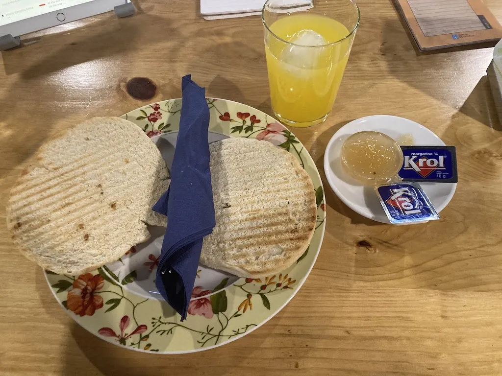 Jaehyeong Park_Maleja Tupa_Colmenar de Montemayor_review