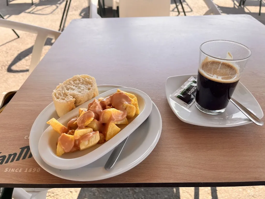 Daniel Peplinski_Puerta del Río_Coca de Alba_review