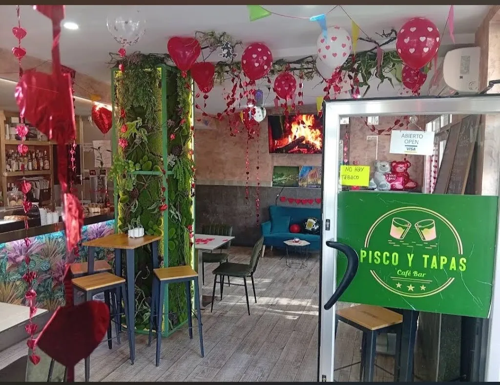 PISCO Y TAPA BAR CAFÉ restaurant in Coca de Alba