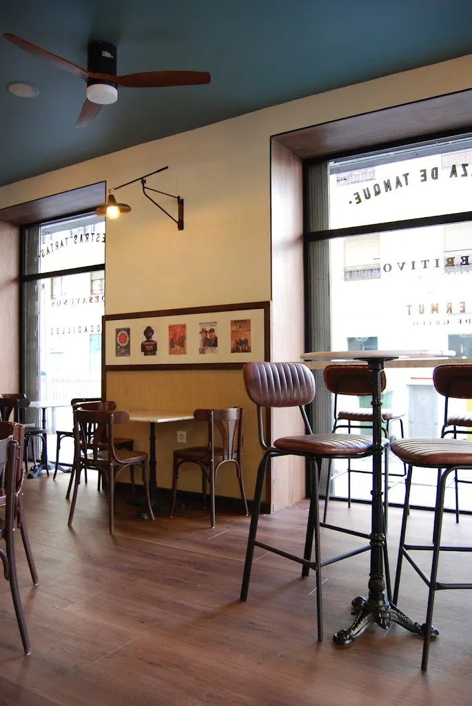 Alba Cervecería-Cafetería_Coca de Alba_slider_image_1