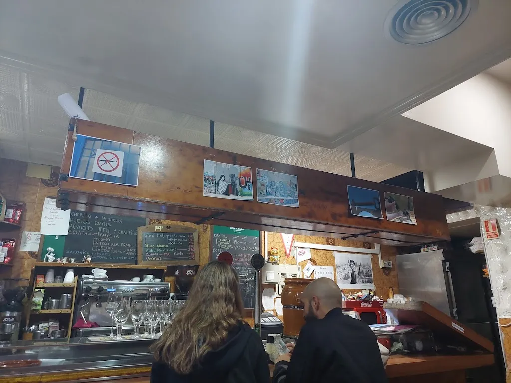 Guillermo Fernandez_El Chascarrillo_Cristóbal_review