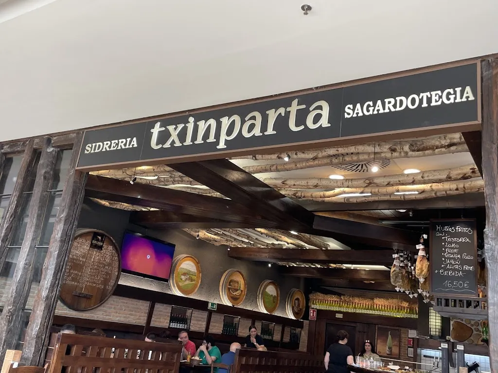 miguel angel fernández gallego_Txinparta Basque Cider House_Cordovilla_recensione