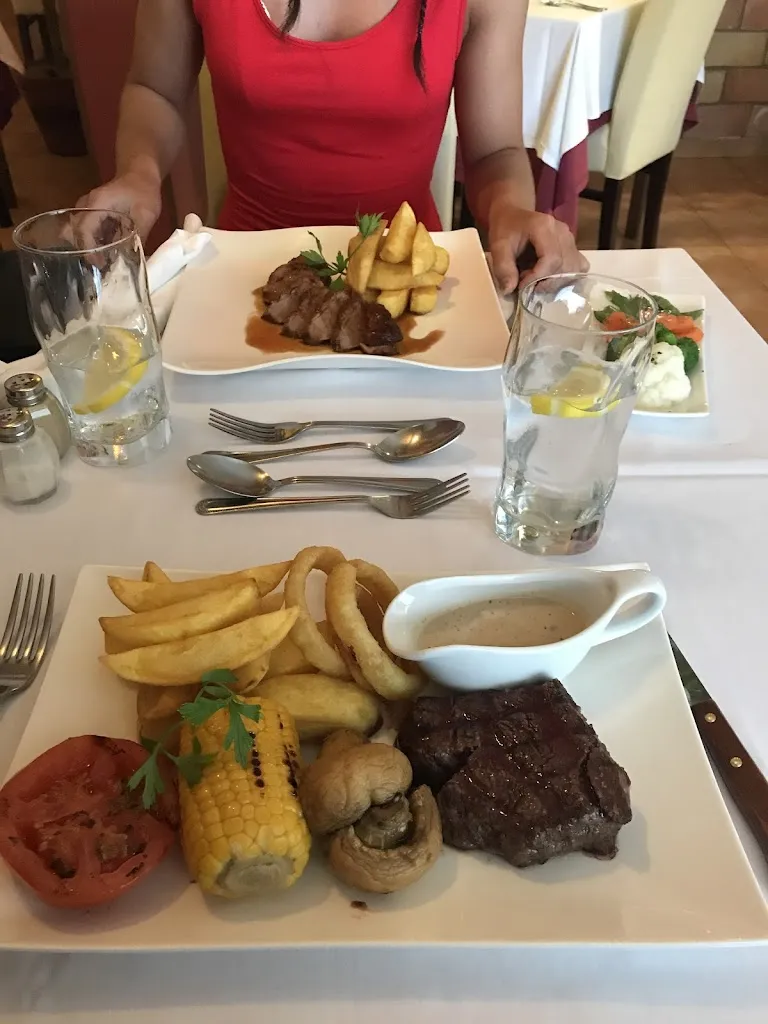 Irene Kvalvik_Restaurante Christopher_Torrevieja_recensione