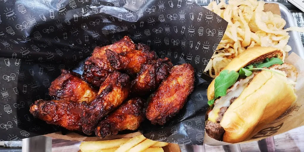 Menu_TGB- The Good Burger_Cordovilla_image_7