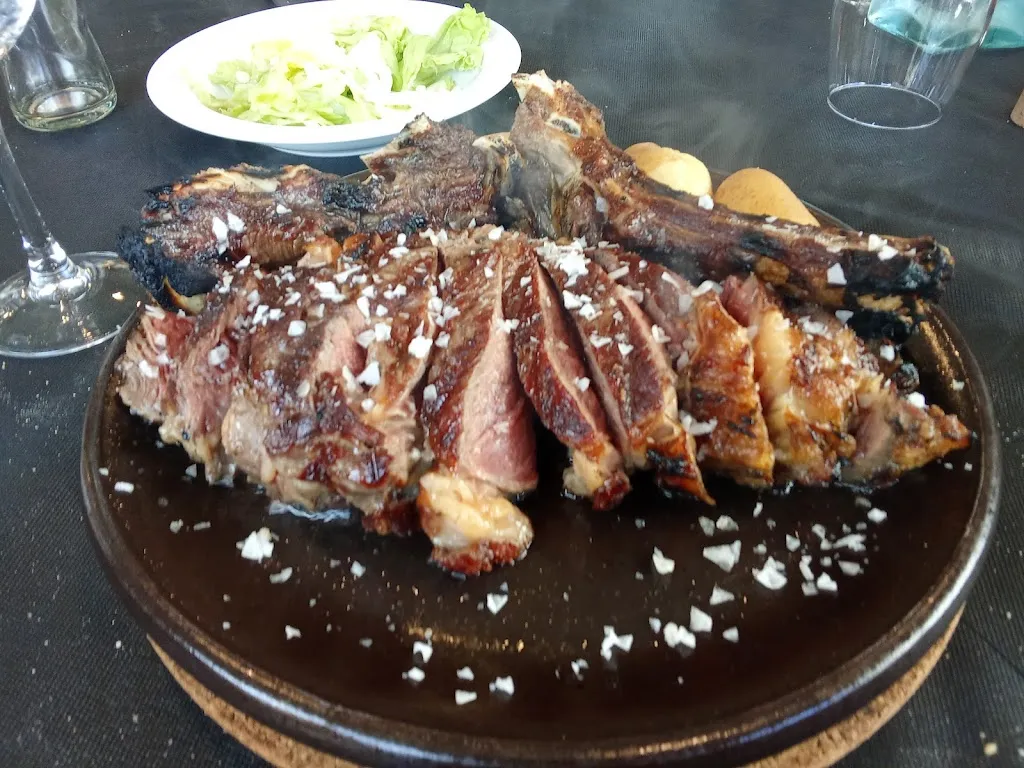 Tomeu Restaurante Bar_Cordovilla_slider_image_3