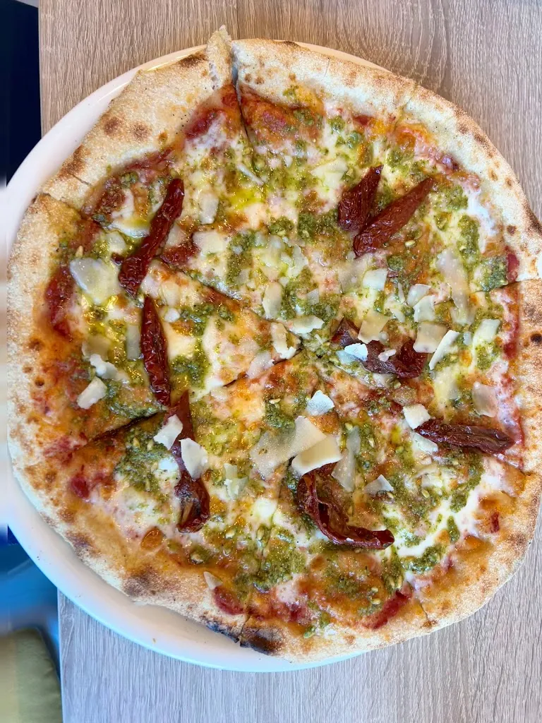 Ramón Albarrán_Rizvantella_Cordovilla_review