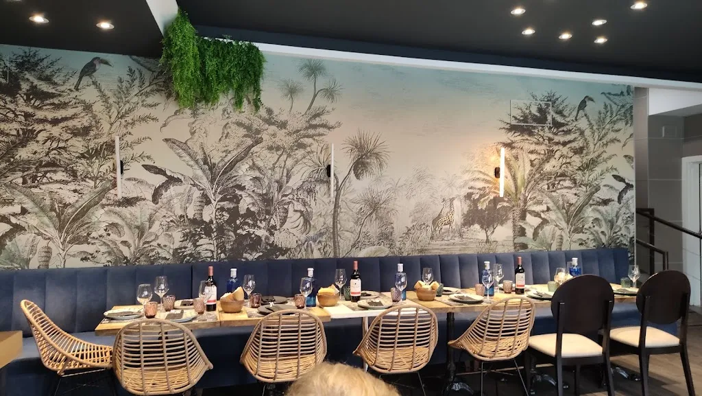 Juan José Esteve Carbonell_Las Cadenas_Doñinos de Ledesma_review