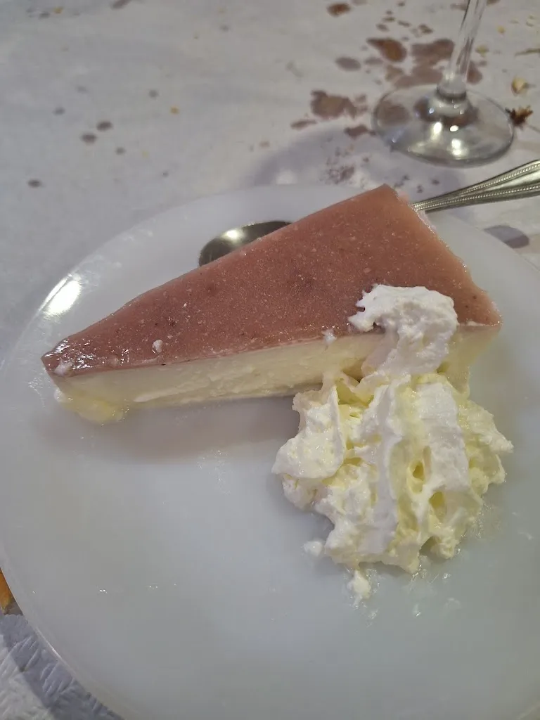 Alberto Fernández_Bar La Reja_Encina de San Silvestre_review