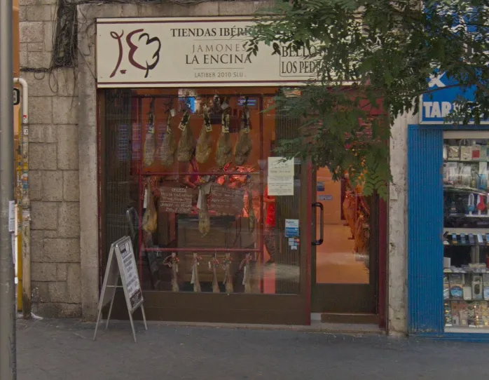 Jamones La Encina restaurant in Encina La