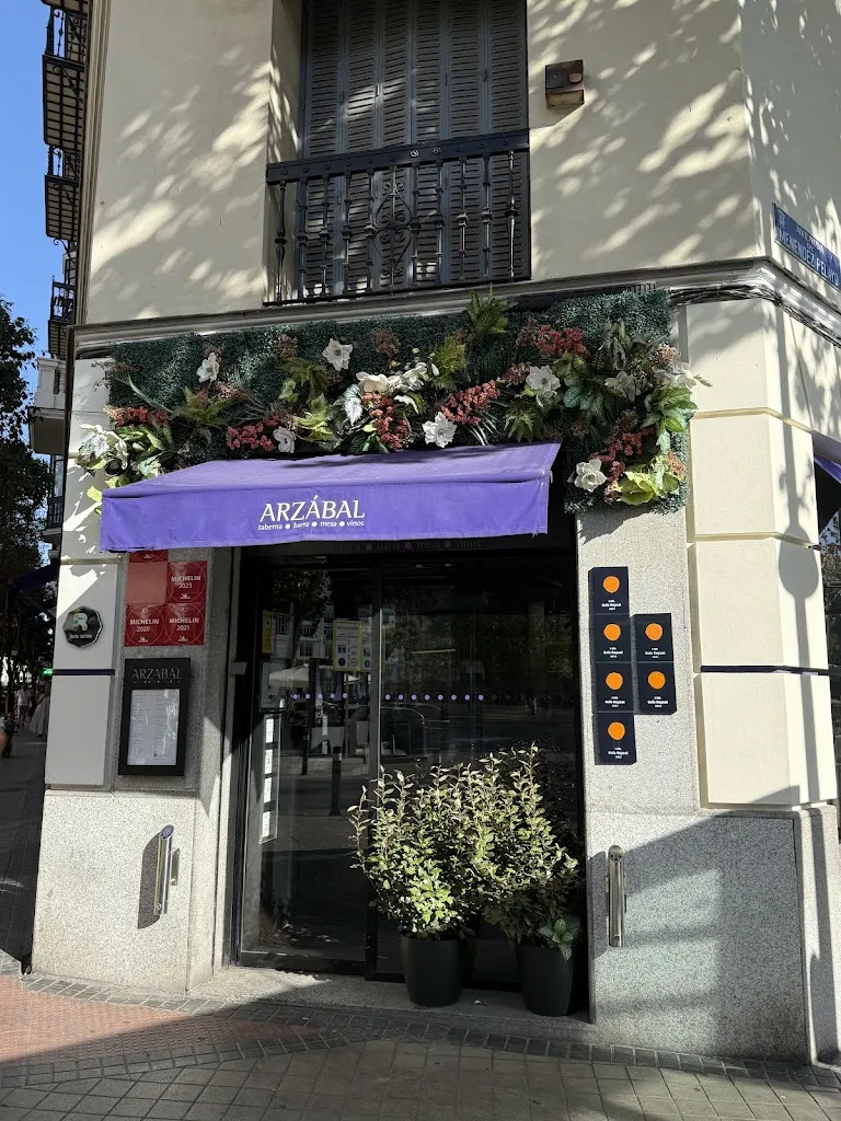 Arzábal | Restaurante Retiro Madrid_Encina La_slider_image_3