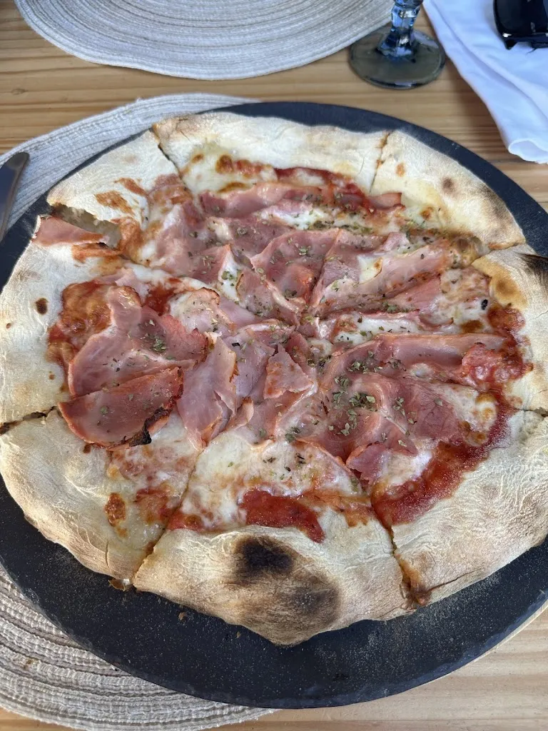 Laura Ireland_Pacu Restaurante Pizzería_Torrevieja_review