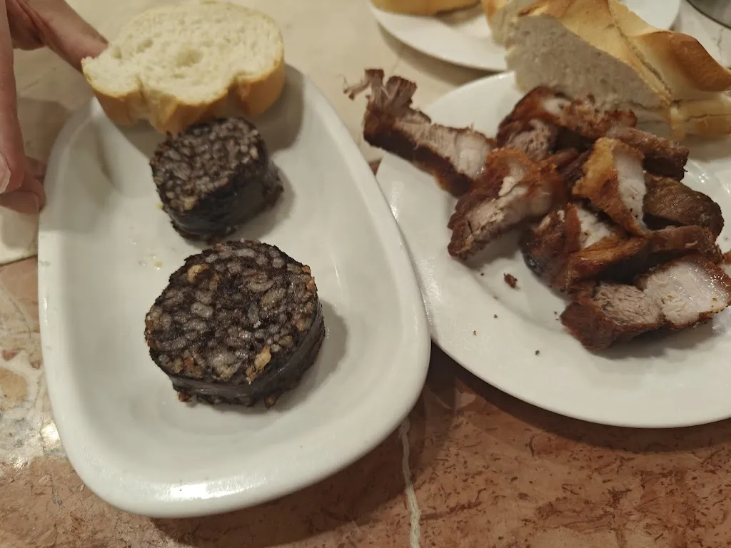 Jane Marsh_Los Torreznos_Encina La_review