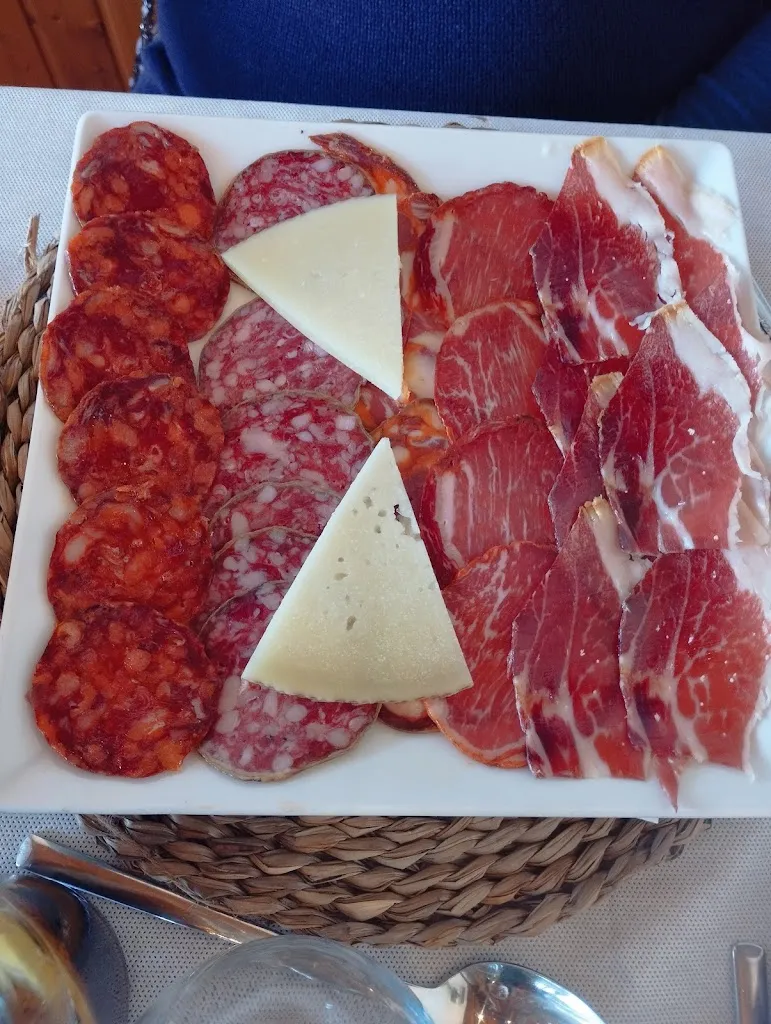 Menu_Hotel Restaurante Racha_Endrinal_image_8