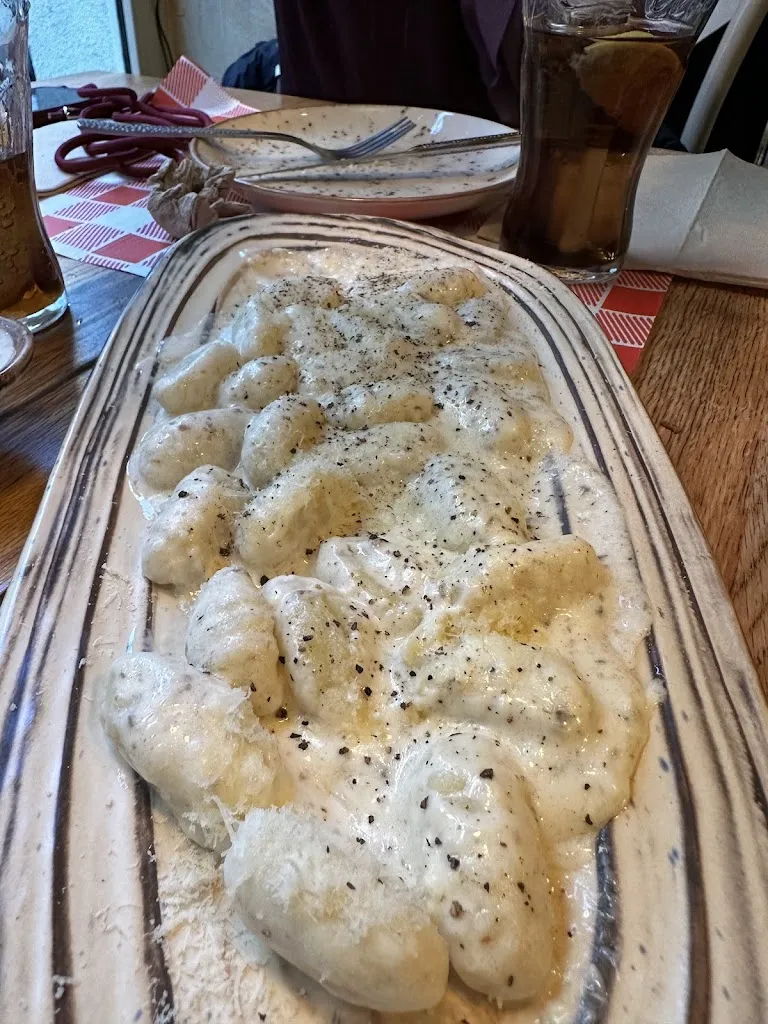 Zahera S._Just Italia Barrio Salamanca Madrid_Fuenteliante_review