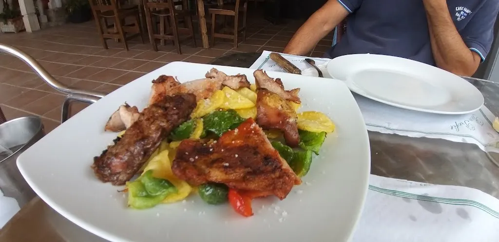 Menu_Restaurante Asador Los Chicotes_Fuentes de Béjar_image_8