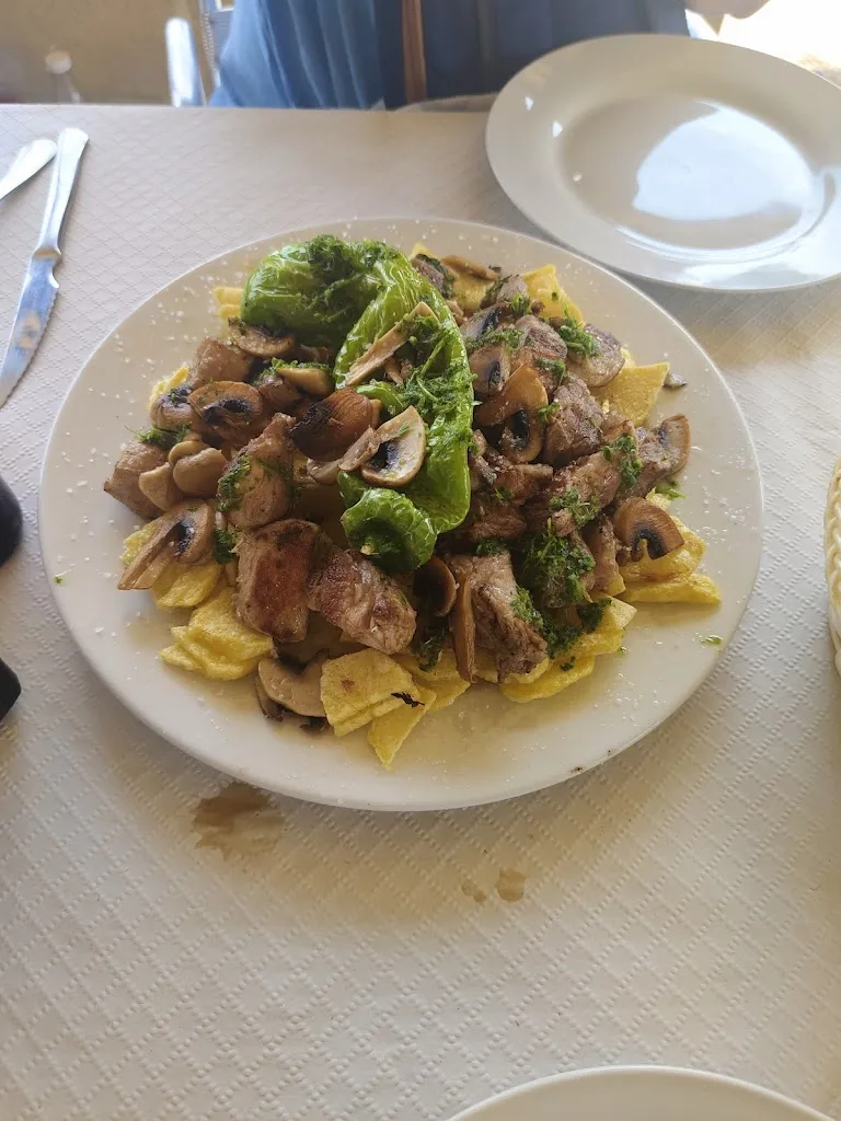 Antonio S. G._Restaurante Asador Los Chicotes_Fuentes de Béjar_review