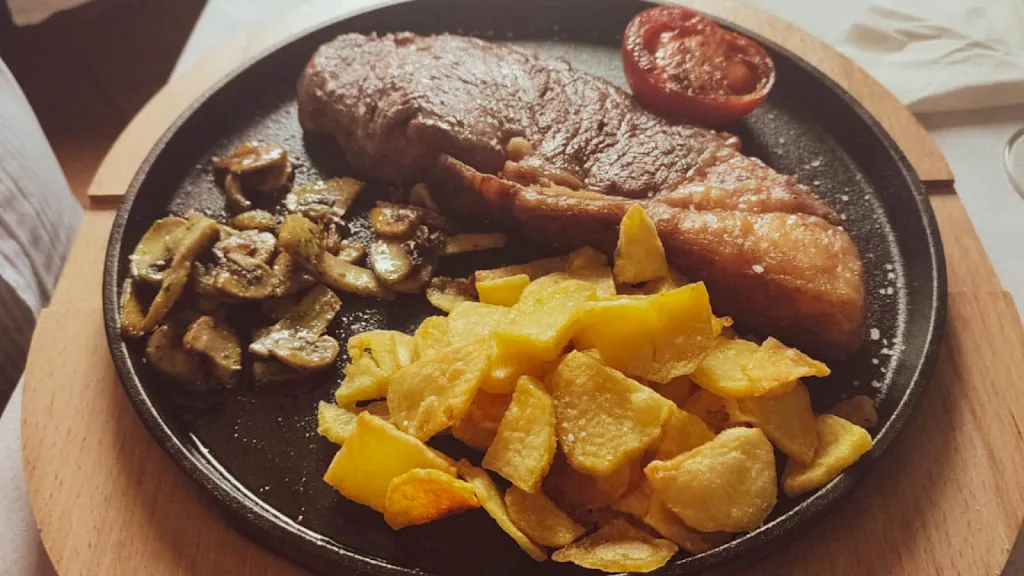 Restaurante Asador Los Chicotes_Fuentes de Béjar_slider_image_3