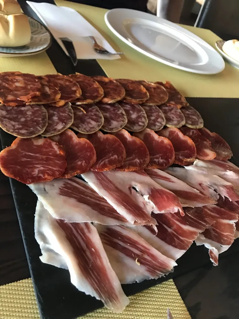 Víctor Sánchez Sánchez_Nogal Fusión_Fuentes de Béjar_review